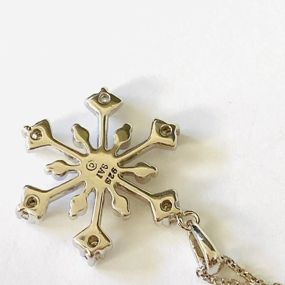 925 SAI Necklace Snowflake CZs Pendant Chain 18” 3.27g